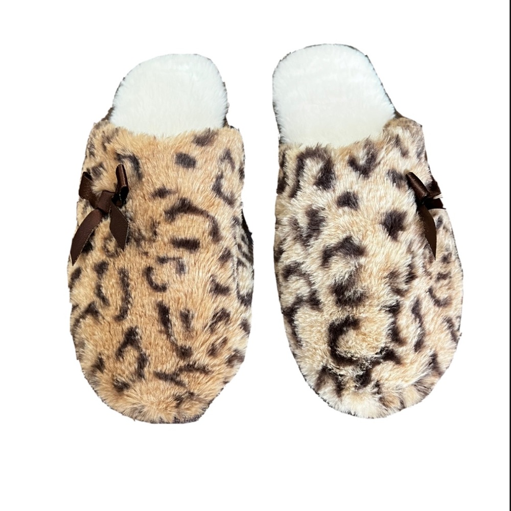 NWOT Totes Fuzzy Faux Fur Slide Bedroom Slippers Size 9/10